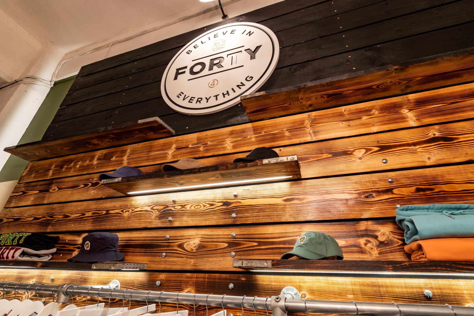 FORTY_CLOTHING_005 FORTY_CLOTHING_005
